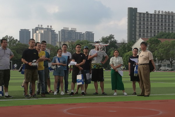 市航协近期在市区、阜宁、东台分片举办中小学社会辅导员培训班